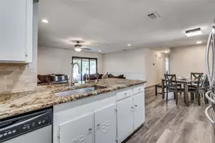 2207 Fairfax Dr, Irving, TX 75060 - Photo 11