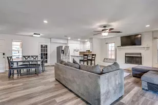 2207 Fairfax Dr, Irving, TX 75060 - Photo 7