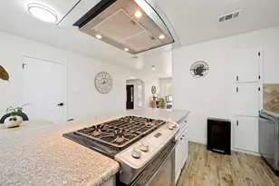 7008 Beaty St, Fort Worth, TX 76112 - Photo 9