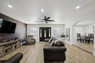 7008 Beaty Street, Fort Worth, TX 76112 - Photo 7