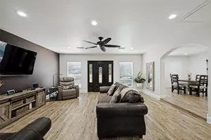 7008 Beaty St, Fort Worth, TX 76112 - Photo 7