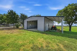 705 Clb Lk Rd, Whitesboro, TX 76273 - Photo 37