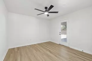 8148 Clearsprings Rd, Dallas, TX 75240 - Photo 15