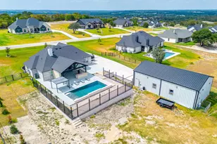 139 Oak Mdw Ln, Weatherford, TX 76085 - Photo 3