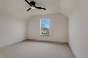 205 W 7th St, Justin, TX 76247 - Photo 33