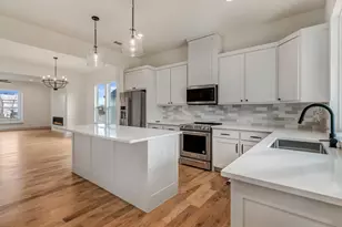 205 W 7th St, Justin, TX 76247 - Photo 17
