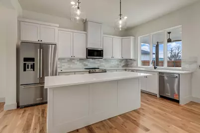 205 W 7th Street, Justin, TX 76247 - Photo 13