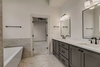 205 W 7th Street, Justin, TX 76247 - Photo 23