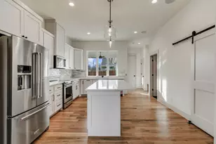 205 W 7th St, Justin, TX 76247 - Photo 15