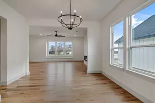 205 W 7th St, Justin, TX 76247 - Photo 19