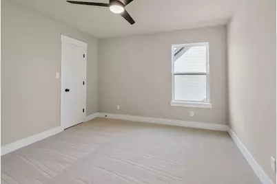 207 W 7th Street, Justin, TX 76247 - Photo 29