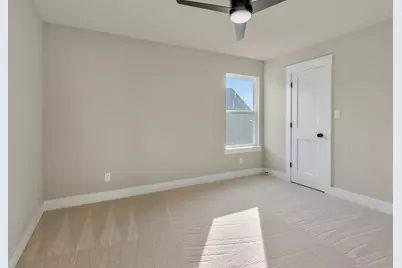 207 W 7th Street, Justin, TX 76247 - Photo 33