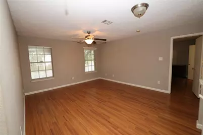 4360 Mesa Drive, Carrollton, TX 75010 - Photo 21