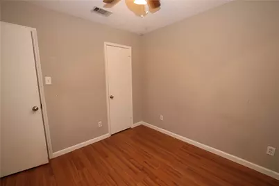 4360 Mesa Drive, Carrollton, TX 75010 - Photo 23