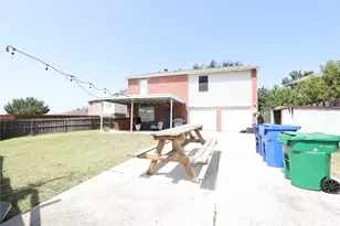4360 Mesa Dr, Carrollton, TX 75010 - Photo 35