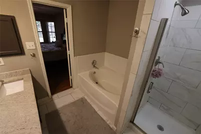 4360 Mesa Drive, Carrollton, TX 75010 - Photo 29