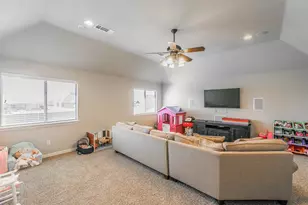 1173 Durango Springs Dr, Fort Worth, TX 76052 - Photo 9