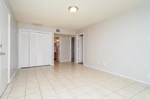 1323 Jasmine Dr, Lewisville, TX 75077 - Photo 9