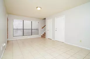 1323 Jasmine Dr, Lewisville, TX 75077 - Photo 7