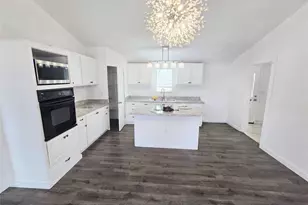 1413 Lynock Ln, Azle, TX 76020 - Photo 3