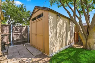 924 Thoreau Ln, Allen, TX 75002 - Photo 29