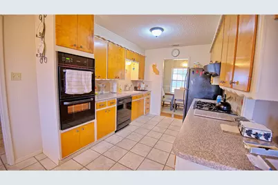 437 Jakes Road, Bowie, TX 76230 - Photo 5