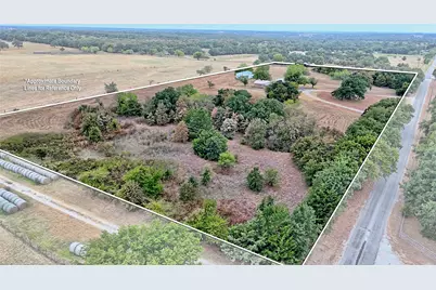 437 Jakes Road, Bowie, TX 76230 - Photo 13
