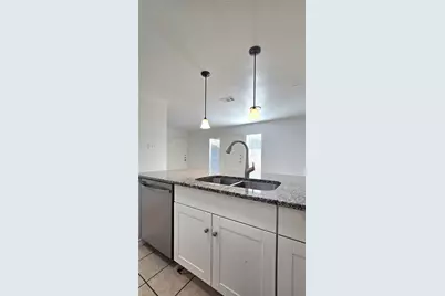 5017 Chapman Street #5017, Fort Worth, TX 76105 - Photo 5