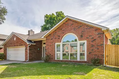 2049 Wedgewood Drive, Grapevine, TX 76051 - Photo 3