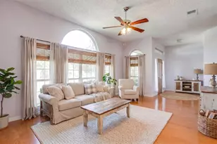2049 Wedgewood Dr, Grapevine, TX 76051 - Photo 9