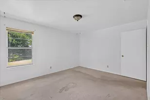 203 Myrtle Ave, Waxahachie, TX 75165 - Photo 21