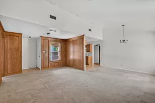 203 Myrtle Ave, Waxahachie, TX 75165 - Photo 5