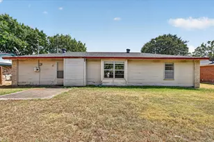 203 Myrtle Ave, Waxahachie, TX 75165 - Photo 25