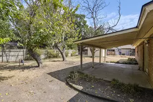 102 Alamo St, Waxahachie, TX 75165 - Photo 25
