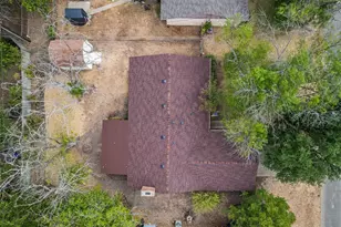 102 Alamo St, Waxahachie, TX 75165 - Photo 31