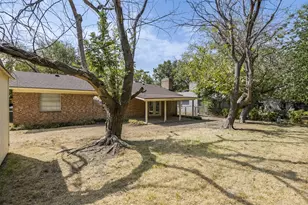 102 Alamo St, Waxahachie, TX 75165 - Photo 27