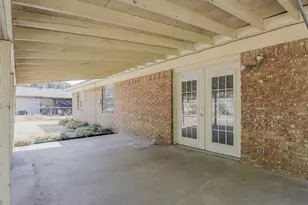 102 Alamo St, Waxahachie, TX 75165 - Photo 23