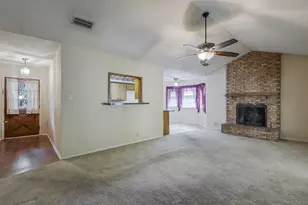 102 Alamo St, Waxahachie, TX 75165 - Photo 3