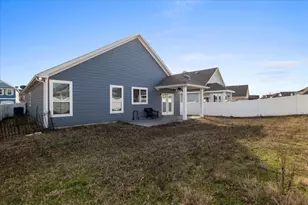9141 Blackstone Dr, Aubrey, TX 76227 - Photo 9