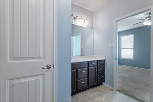 9141 Blackstone Dr, Aubrey, TX 76227 - Photo 5