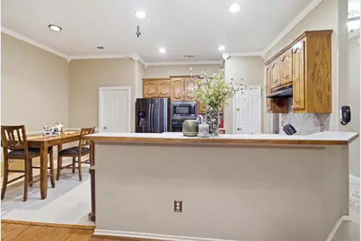 1112 Badbury Lane, Grand Prairie, TX 75052 - Photo 13