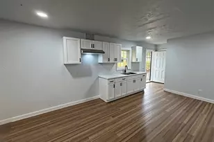 2738 Lawrence St, Dallas, TX 75215 - Photo 3
