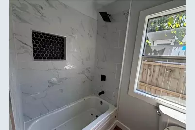 2738 Lawrence Street, Dallas, TX 75215 - Photo 5