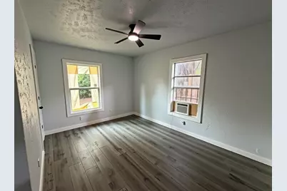 2738 Lawrence Street, Dallas, TX 75215 - Photo 5