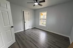 2738 Lawrence St, Dallas, TX 75215 - Photo 9