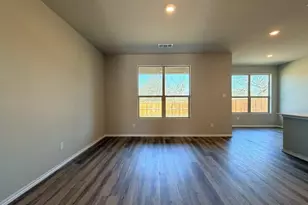 908 Parkvista Dr, Cleburne, TX 76031 - Photo 5