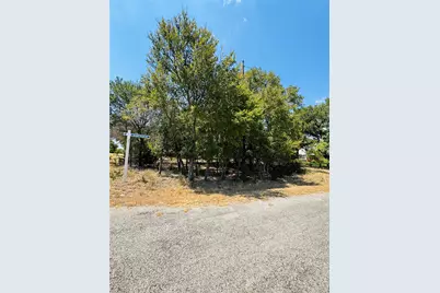 14057 Sandy Oaks Drive, Whitney, TX 76692 - Photo 7