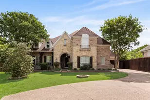 663 Links View Ct, Grand Prairie, TX 75052 - Photo 1