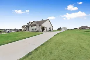 6016 Embercrest Dr, Weatherford, TX 76085 - Photo 5