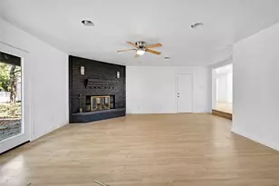 520 Circleview Dr S, Hurst, TX 76054 - Photo 9